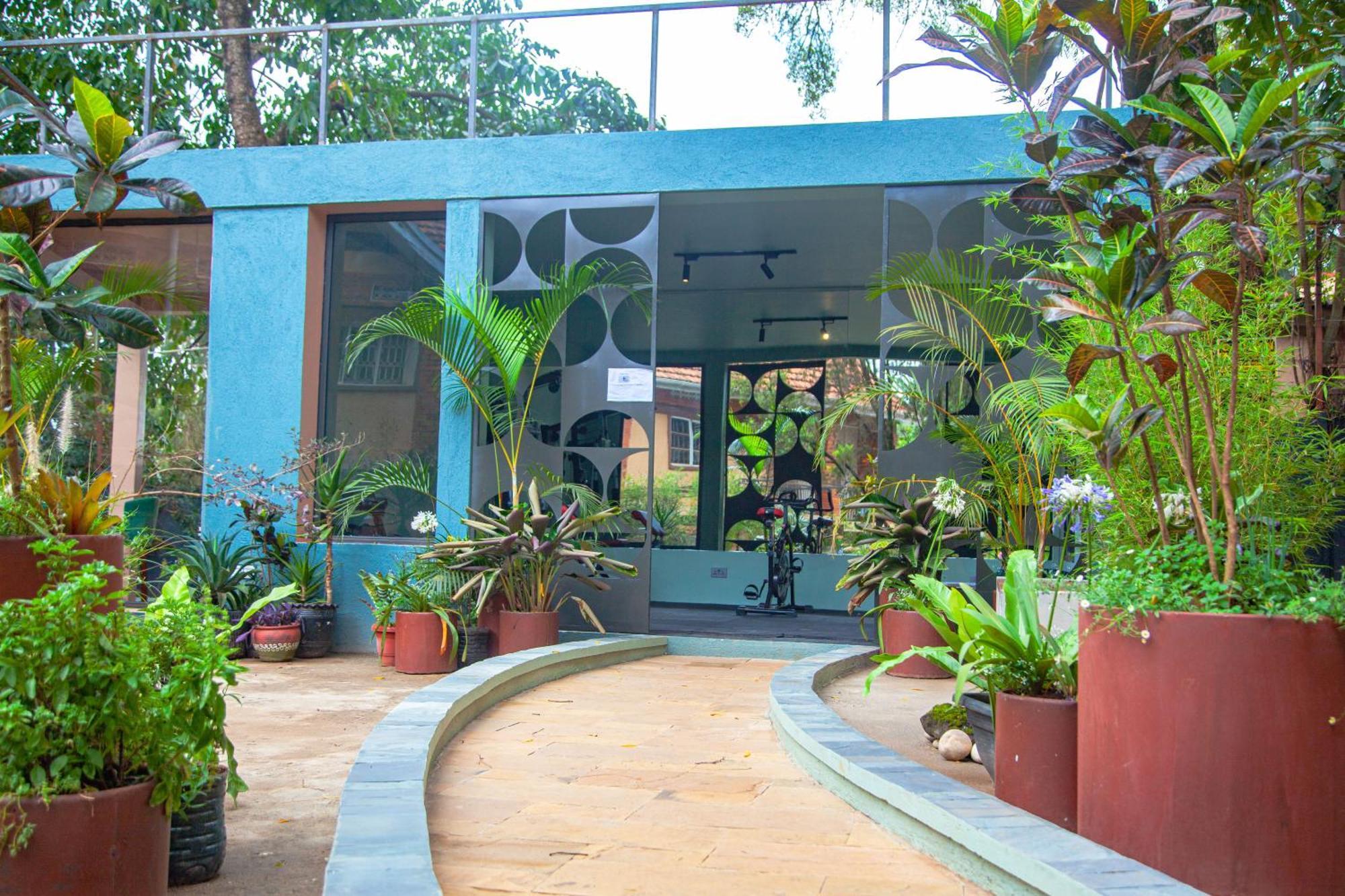 Explorers Hub Kampala Eksteriør billede